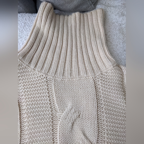 Lulu's Beige Cable Knit Turtleneck Sweater - S - Picture 4 of 7